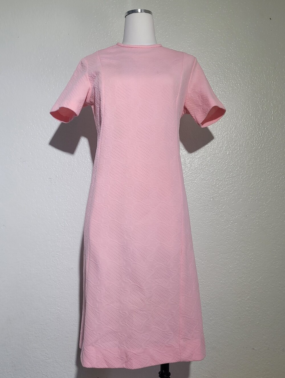 Vintage 70s Toni Todd Light Pink Short Sleeves Back Zipper Mod Dress Size 16